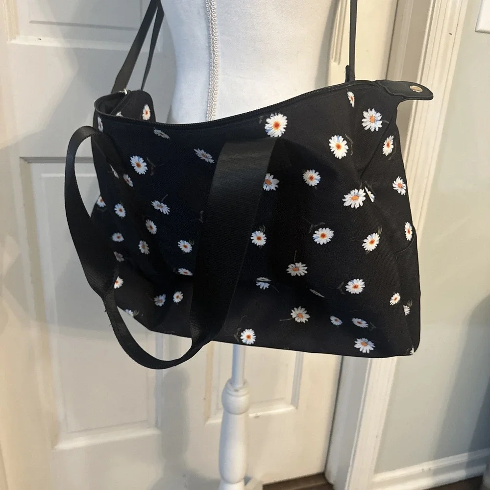 Alice + Olivia By‎ Stacy Bendet Daisy Duffel Print Bag